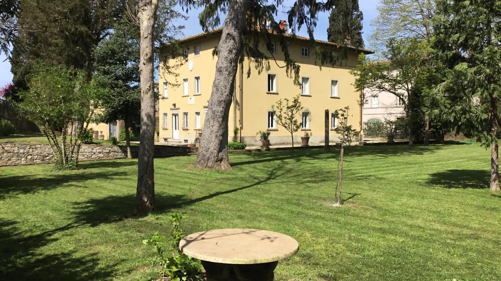Villa Tambellini De Fondra Lucca 0*,